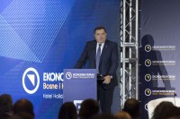 Milorad Dodik: Pljačkaška privatizacija razorila ekonomiju