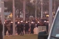Objavljen snimak sukoba Grobara i policije VIDEO