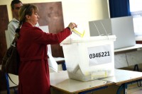  Stranke već zasukale rukave za lokalne izbore 
