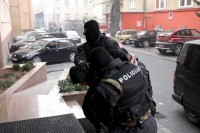 Četiri osobe uhapšene u Sarajevu, pronađena droga i oružje