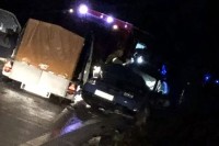  Tri osobe poginule u direktnom sudaru kod Bosanske Krupe