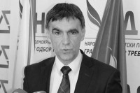 Sutra komemoracija povodom smrti Zdravka Krsmanovića