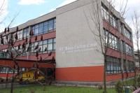 Razvratni razrednik pokušao se ubiti 