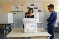   Skeniranje glasačkih listića na čekanju