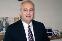 I konzul mora pred tužioce