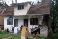 Otac i sin spasili baku iz vatrene stihije