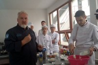 Славни кувар Арт Смит питу гужвару припремаће за Мишел Обама