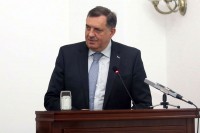 Dodik: Potrebna puna istina umjesto interpretacije događaja u Srebrenici