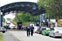 Гужве на граничним прелазима Брод и Градишка