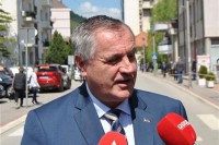 Бициклистичка трка повезује Српску и Србију