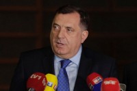Dodik: Ima pomaka na putu ujedinjenja Srpske i Srbije