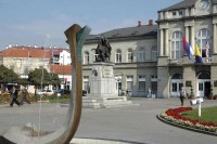 Општине и градови дужни 300 милиона КМ