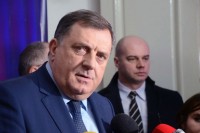 Dodik: Srpska će pratiti Srbiju u vojnoj neutralnosti