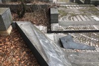 На Врацама оскрнављен недавно обновљен партизански Спомен-парк