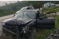 Bježeći automobilom, udario u policijsko vozilo, povrijeđena trojica pripadnika MUP-a