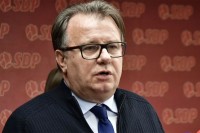 Nermin Nikšić ponovo izabran za predsjednika SDP-a