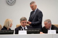 Delegacije i komisije i dalje na čekanju