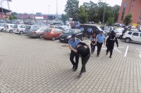 Uhapšeni zbog droge i navođenja na prostituciju predati tužiocu