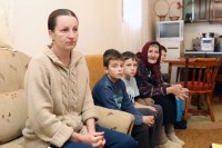   Хуманитарци остварили жељу породици Кнежевић из Челинца: Дјечаци ускоро у својој соби