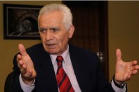 Vrh SDS-a nije došao na sastanak kod osnivača