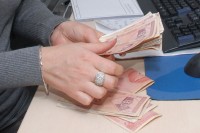 Просјечна нето плата у БиХ 916 КМ, годишњи раст 6,2 одсто