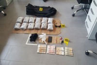 U akciji MUP-a troje uhapšeno, zaplijenjena droga i eksploziv eksploziv