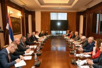 Višković: Suzbiti sivu ekonomiju i smanjiti poreska opterećenja radnika