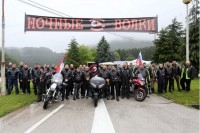 “Ноћни вукови” обилазе мјеста српског страдања