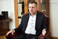 Radojičić: Opozicija protestima želi da drži tenzije u gradu