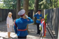  Положени вијенци на централном спомен-обиљежју на Мраковици