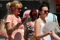 Сутра до 37 степени целзијусових