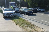 Udes kod Rebrovačkog groblja, saobraćaj usporen