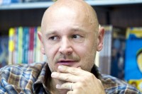Objavljena knjiga “Životinje u Africi” Erlenda Lua: Divlja farsa o ljudima i apsurdu savremenog svijeta
