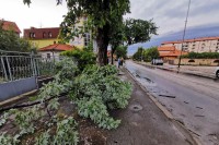 Штета од невремена у Семберији најмање пет милиона марака