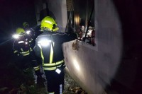 Banjalučanin palio odjeću pa zapalio kuću i zadobio povrede