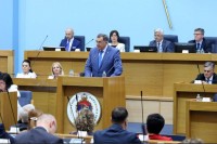 Dodik: Svakom novom bračnom paru kredit od 30.000 KM