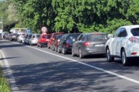 Појачан саобраћај на прелазима Хум, Изачић, Дољани и Велика Кладуша