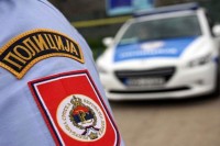 Banjalučanin nasilno uvukao djevojku u auto