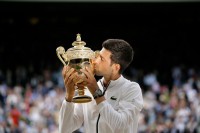 Novak Đoković osvaja 16. pojedinačni Grend Slem naslov približavajući se Federerovom rekordu