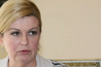 Grabar Kitarović: Pitala sam se gdje su kosti 83.000 jasenovačkih žrtava