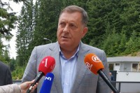 Dodik: Omgućiti Srbima političko predstavljanje