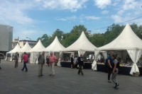 Štandovi sa knjigama privukli Banjalučane