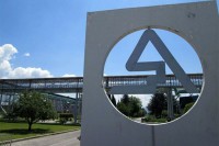 Obezbijeđen novac za otpremnine radnike Aluminija