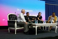 Panel diskusija na Sajmu knjige: Jezik zanemaren više nego ikada