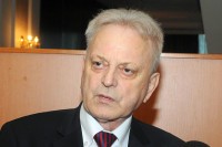 Милан Кулић преузима од  од Стеве Пашалића дужност ректора Универзитета у Источном Сарајеву