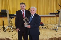 Nedeljku Čubriloviću uručen “Dunavski cvet”