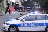 Vlasnik kafića i konobar napali nožem gosta