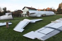 Zagorac kupio avion, pa ga parkirao na imanju VIDEO