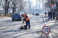 Klizavi kolovozi, magla u koltinama