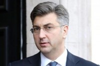 Plenković: Tražićemo promjenu trase autoputa u RS